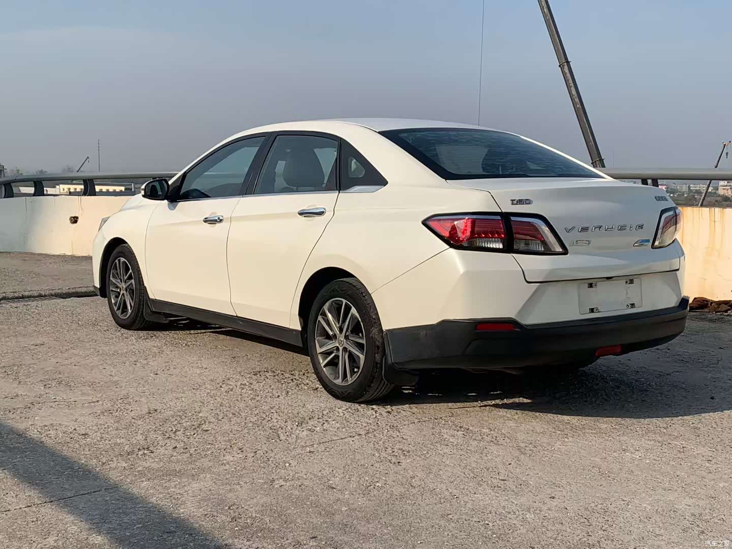 Nissan D60, 2019 8