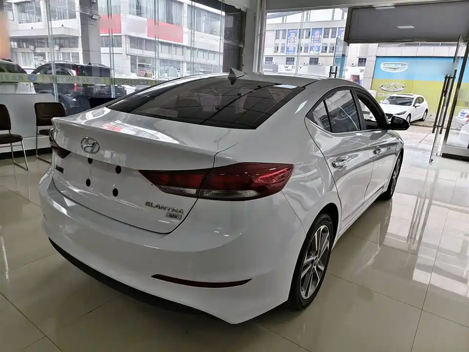 Hyundai Lead