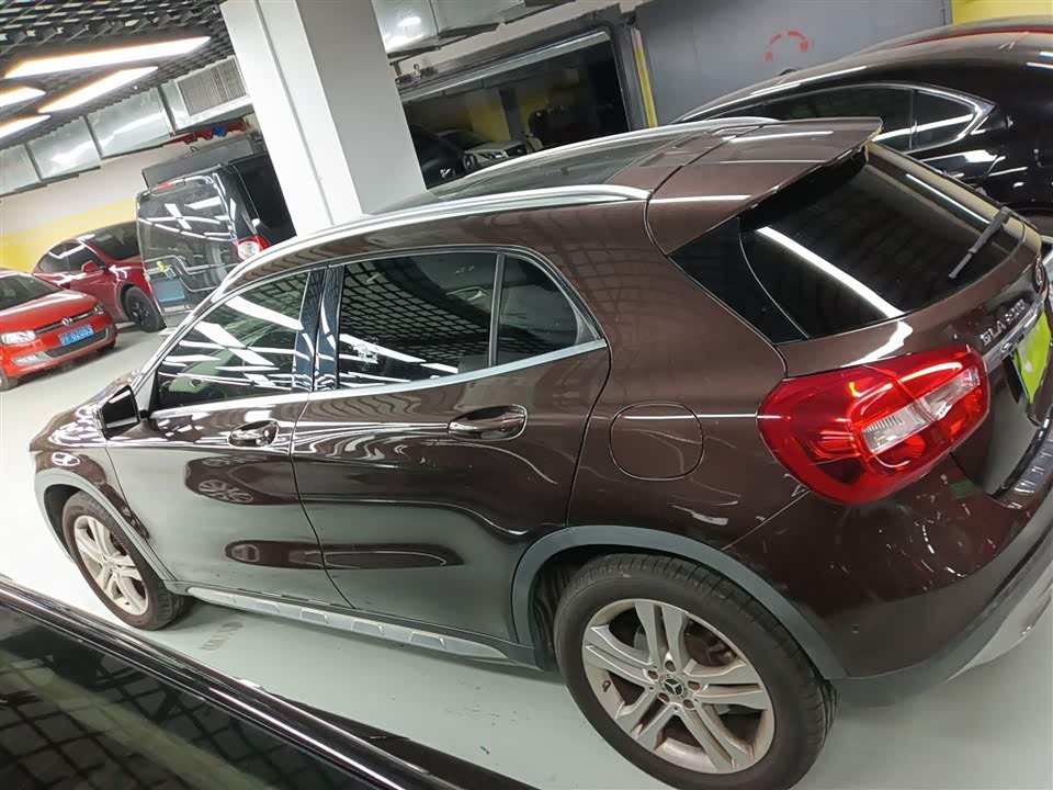 Mercedes-Benz GLA