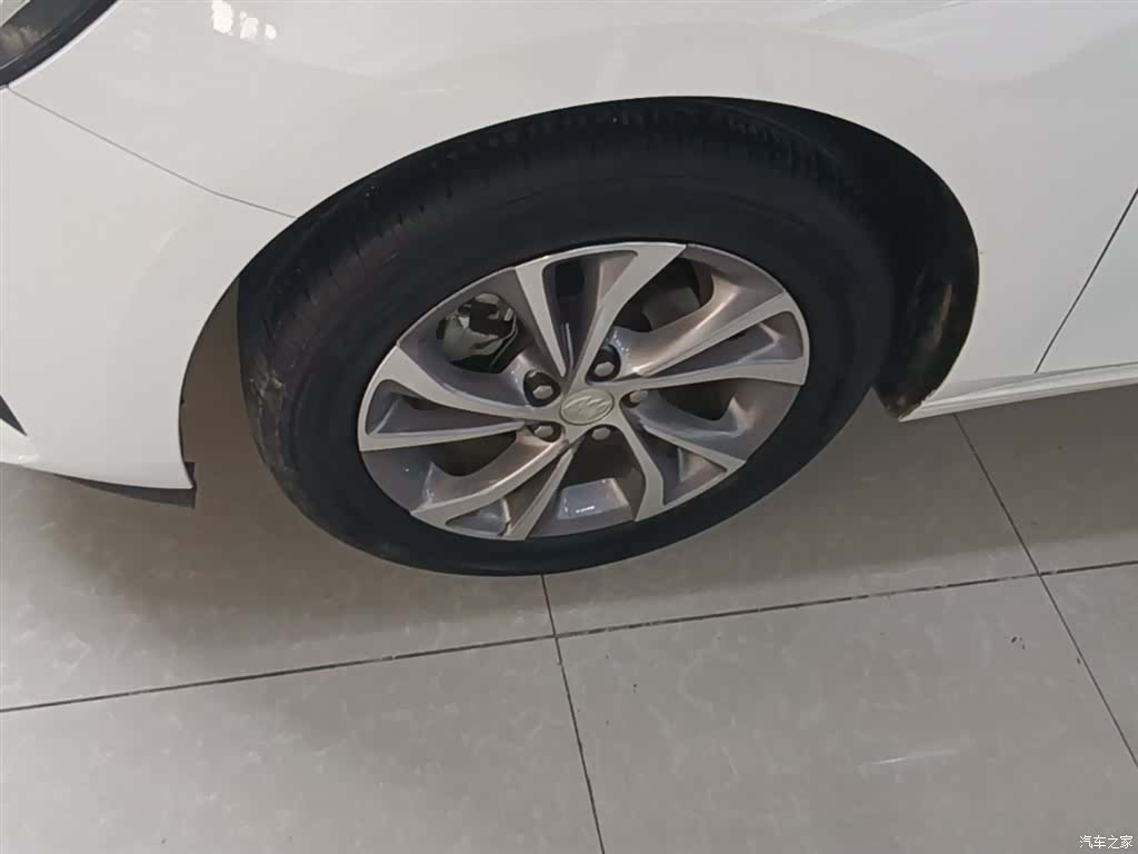 Buick Verano, 2023 23