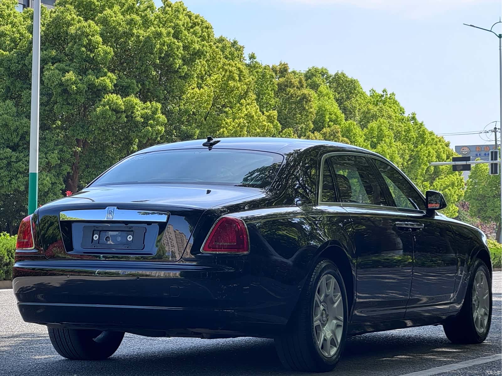 Rolls-Royce Ghost, 2012 6