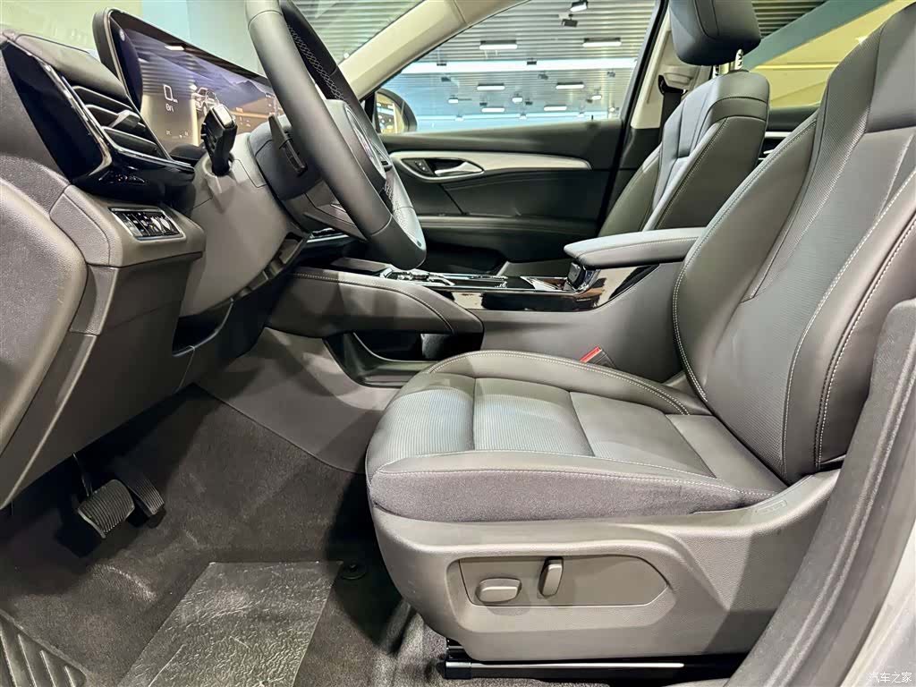 Buick Envision, 2025 18