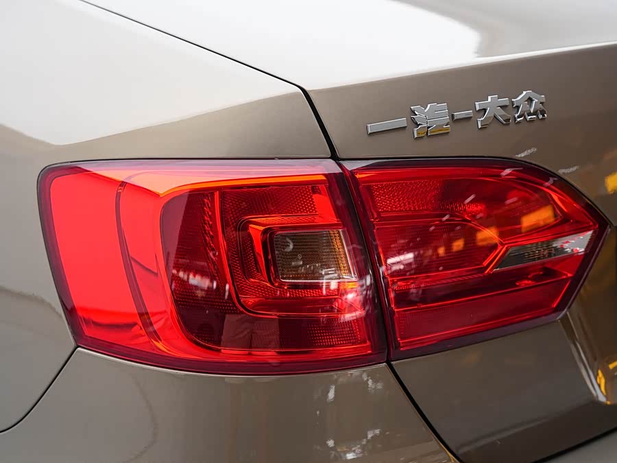 Volkswagen Sagitar 2014, фото 21