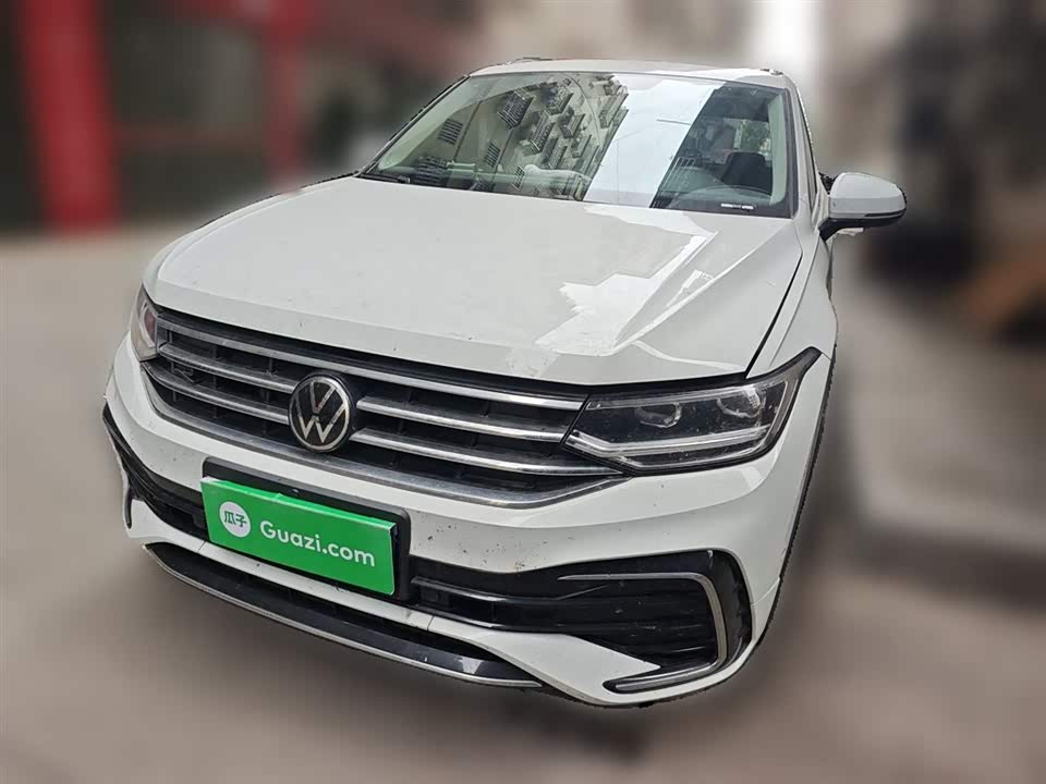 Volkswagen Tiguan L