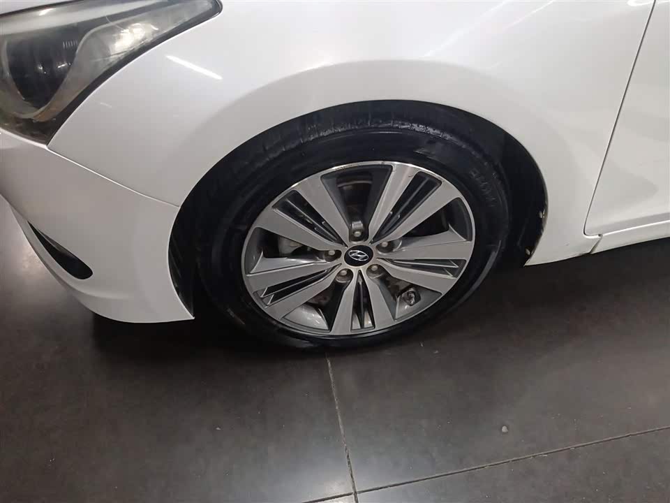 Hyundai Name picture