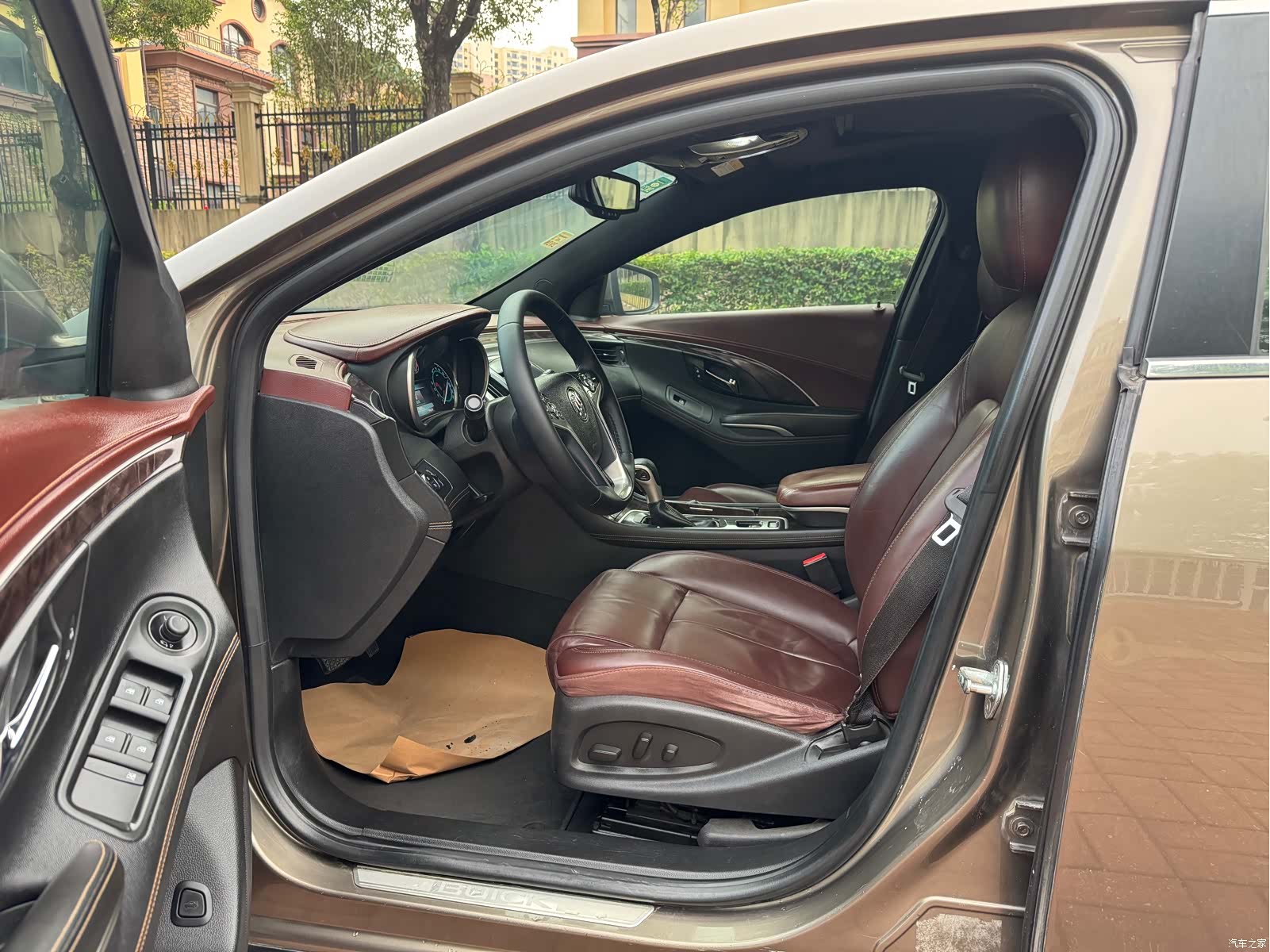 Buick LaCrosse, 2015 11