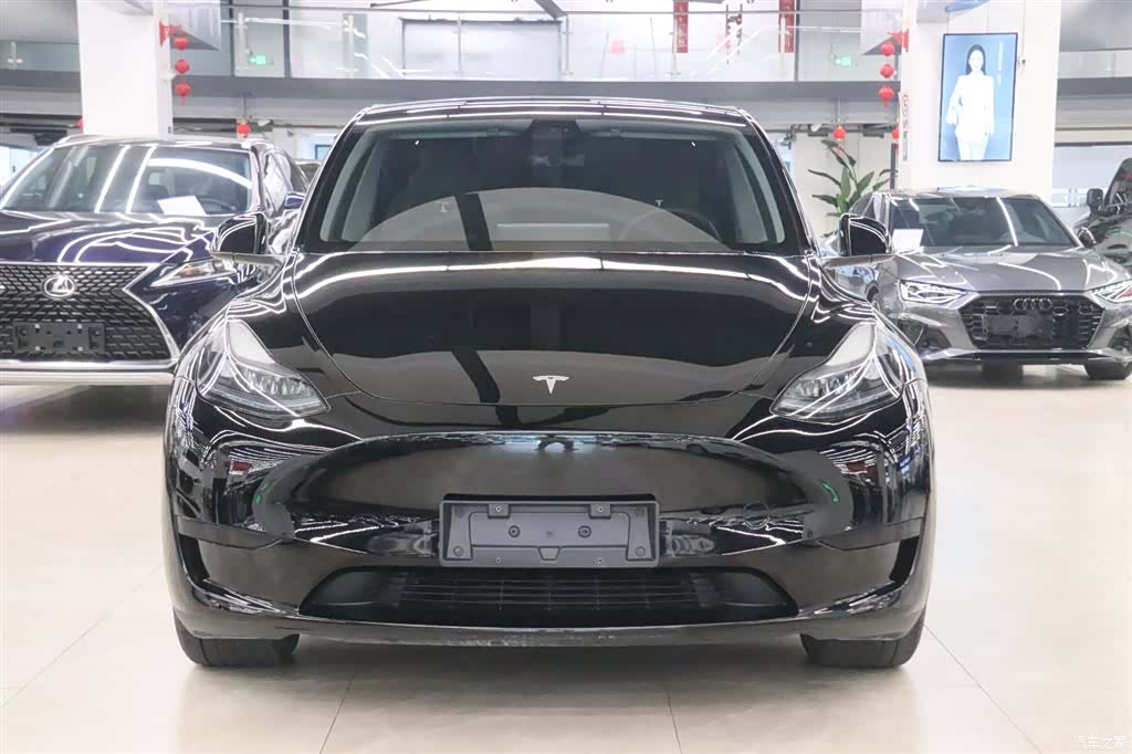 Tesla Model Y, 2024 2