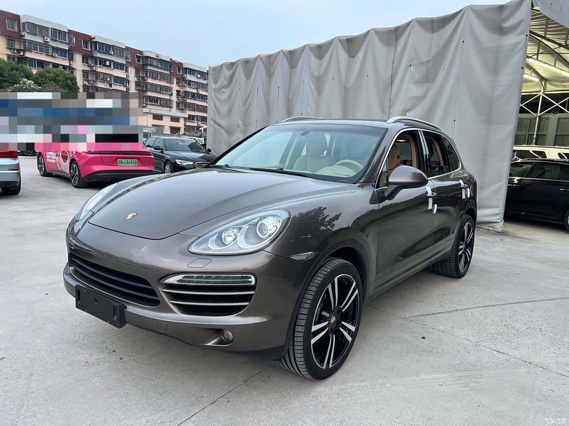 Porsche Cayenne, 2012 1