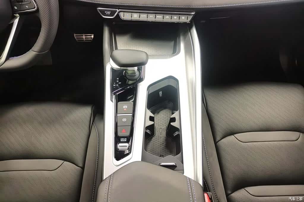 Geely Preface, 2024 16