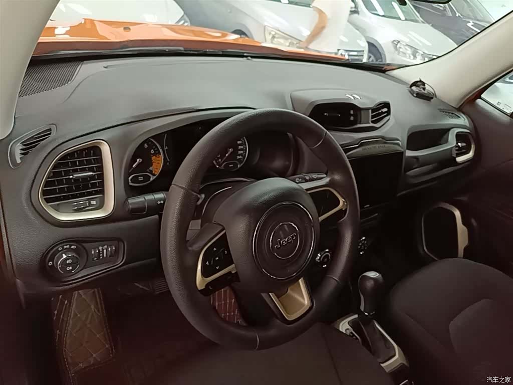 Jeep Renegade, 2016 10