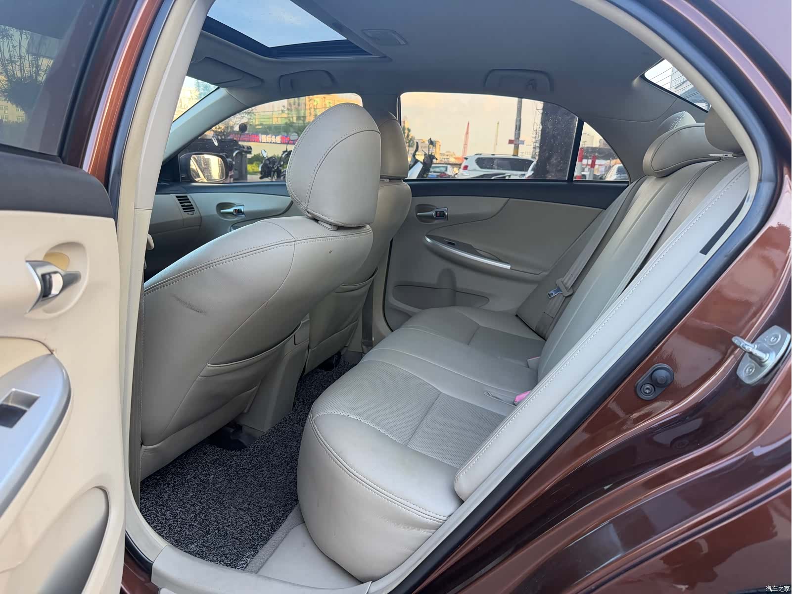 Toyota Corolla, 2013 7