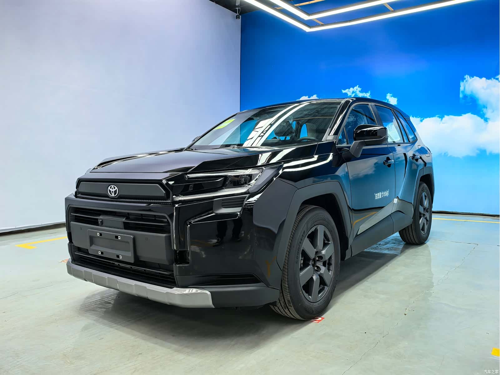 Toyota RAV4, 2026 3