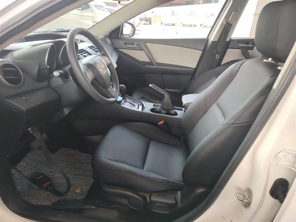 Mazda 3 star Cheng Mazda 3 star Cheng
