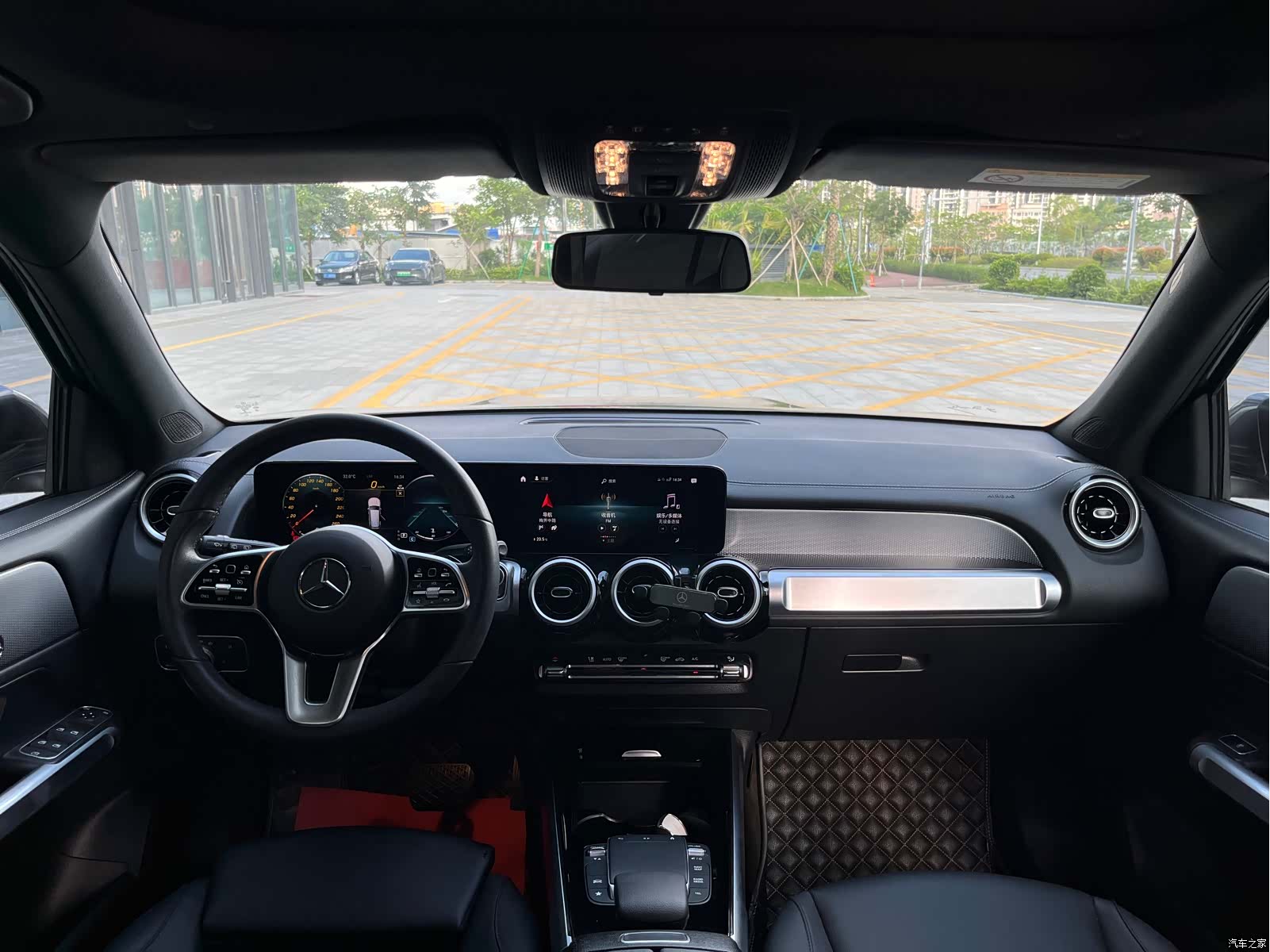 Mercedes-Benz GLB, 2022 8