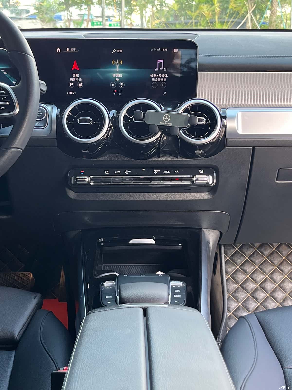 Mercedes-Benz GLB, 2022 14
