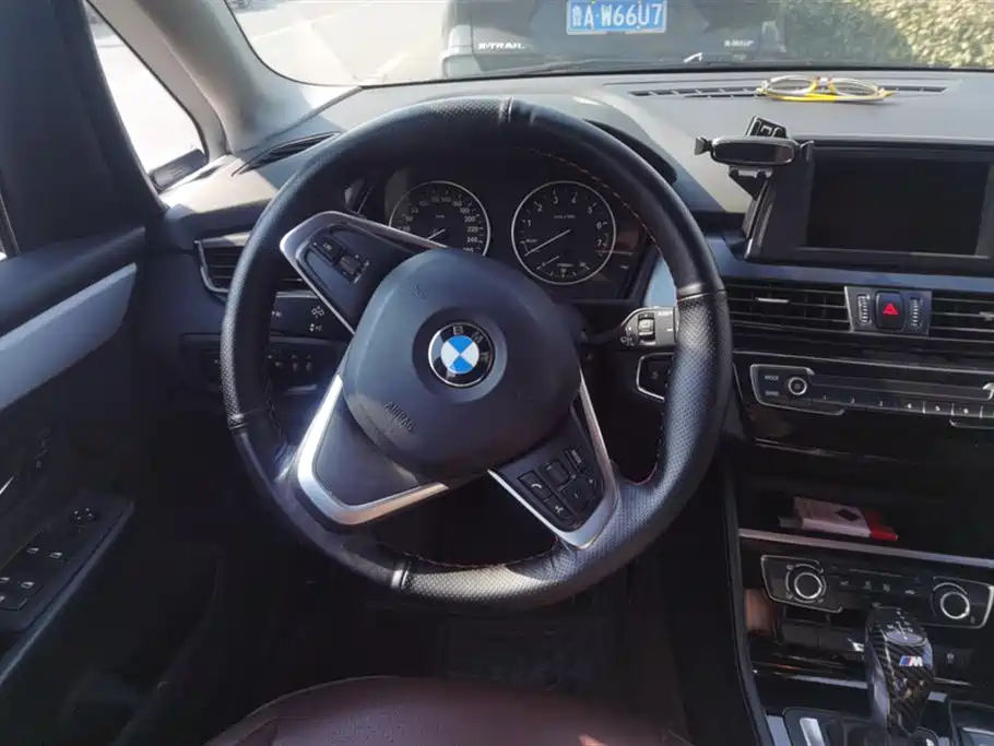 BMW 2 series station wagon