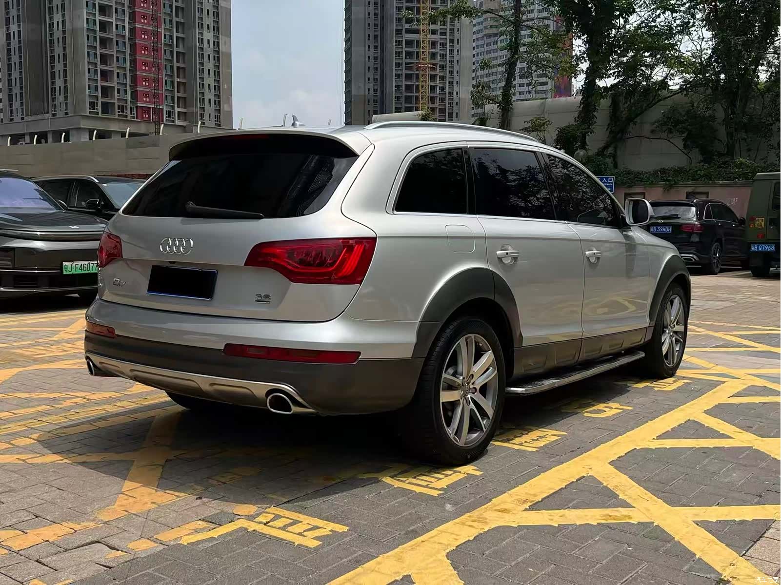 Audi Q7, 2010 11