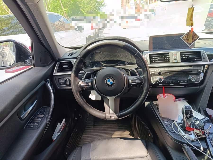 BMW 3 Series 2018, фото 3