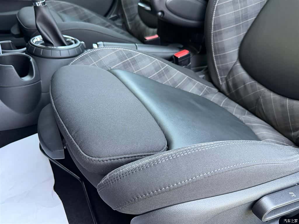 Mini Cooper, 2015 12
