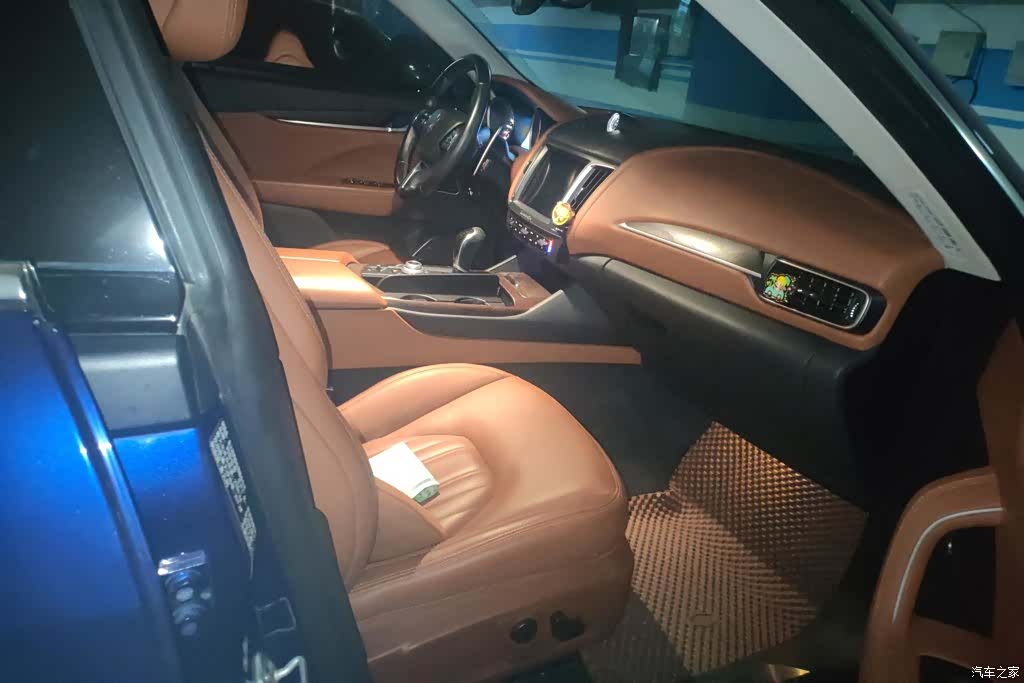 Maserati Levante, 2017 8