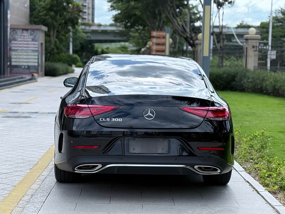 Mercedes-Benz CLS