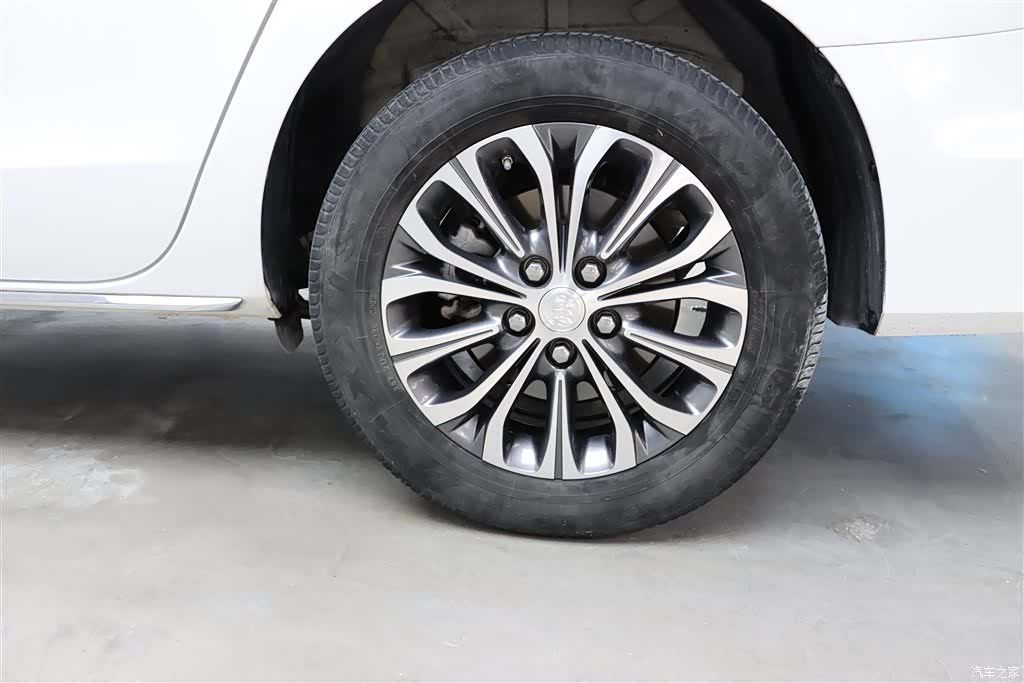 Buick GL8, 2023 32