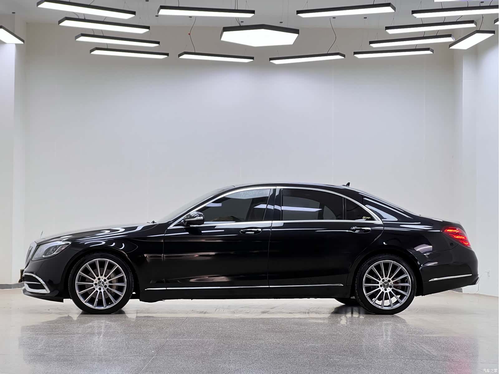 Mercedes-Benz S-Class, 2014 4