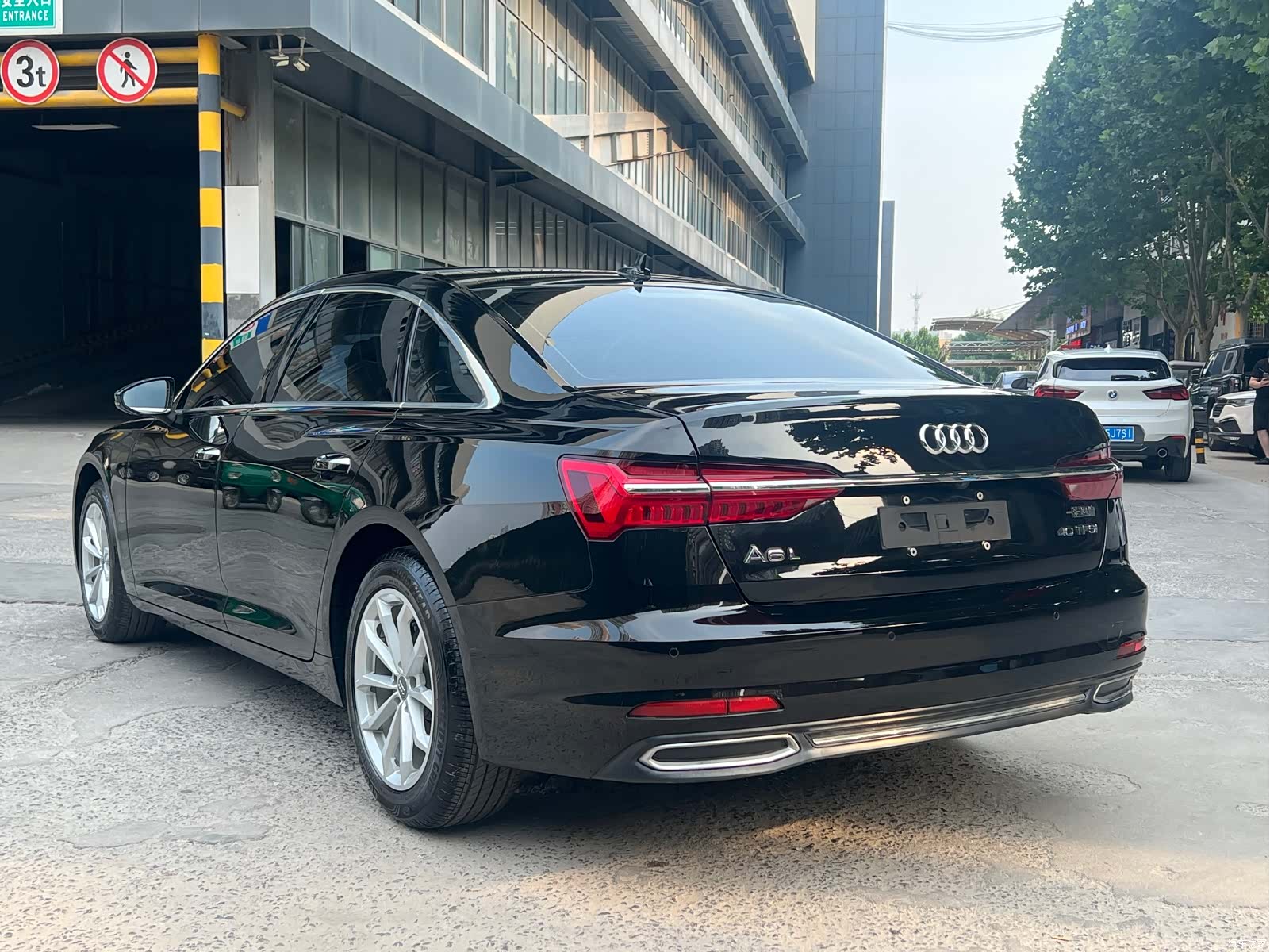 Audi A6L, 2019 все фото