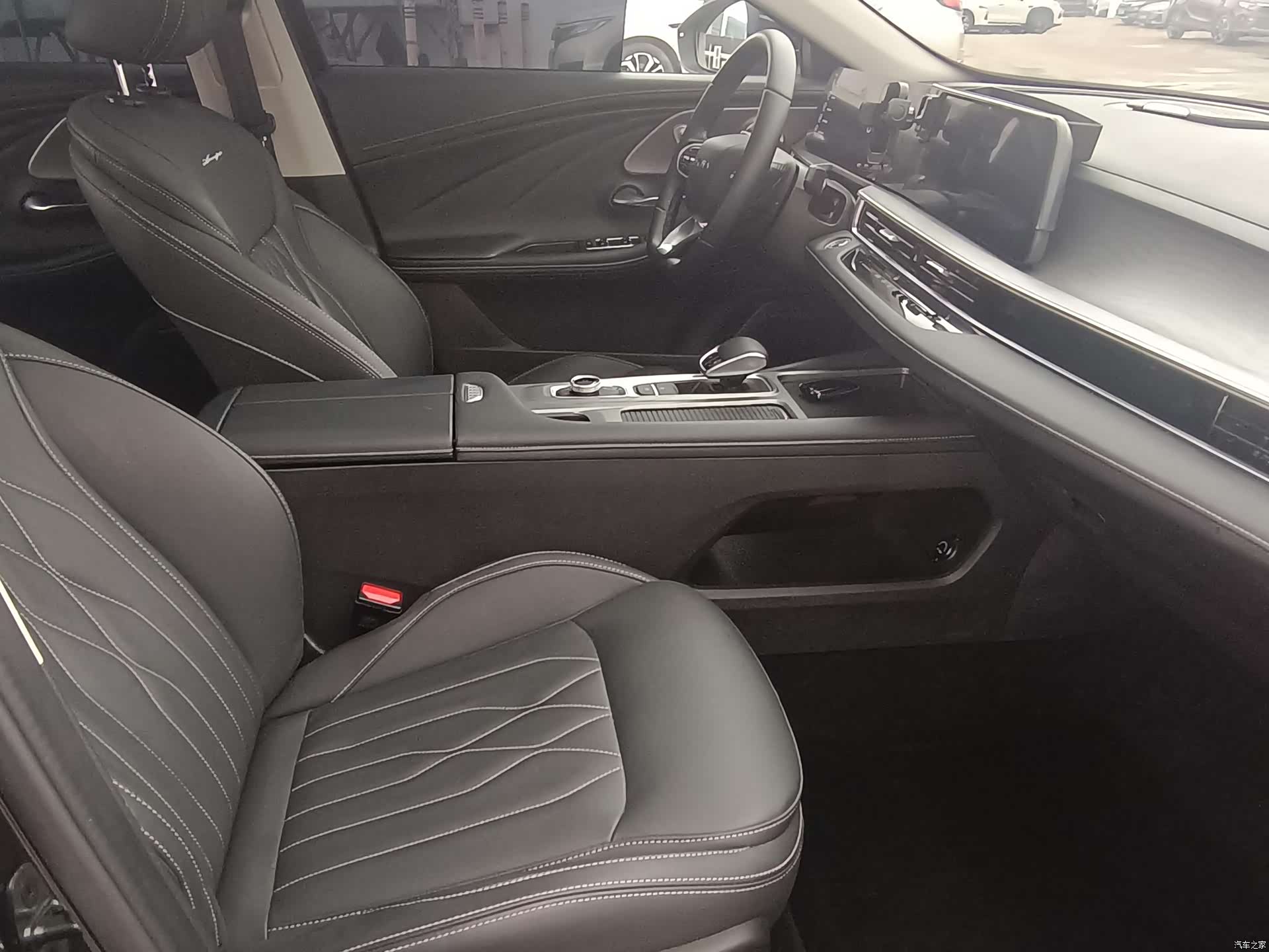 Chery Arrizo 8, 2024 6
