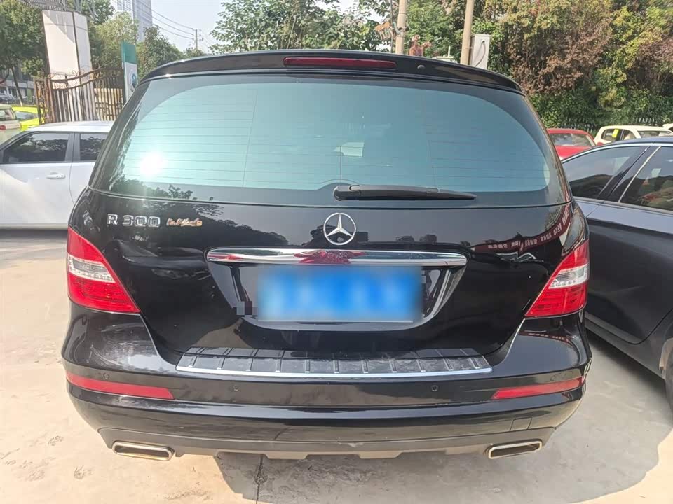 Mercedes-Benz R-class