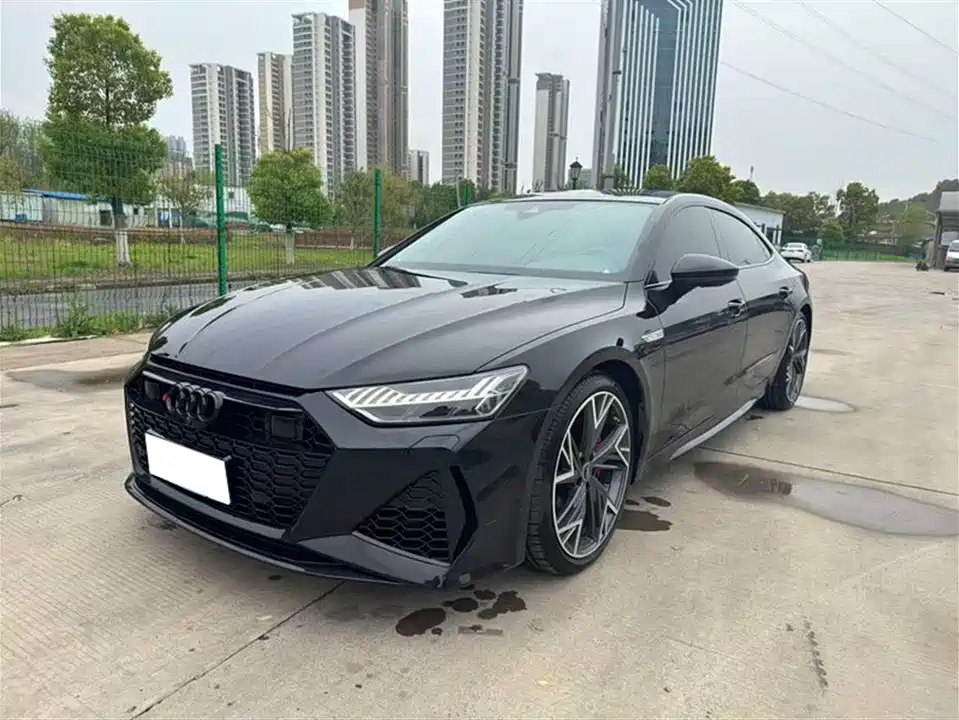 Audi A7L