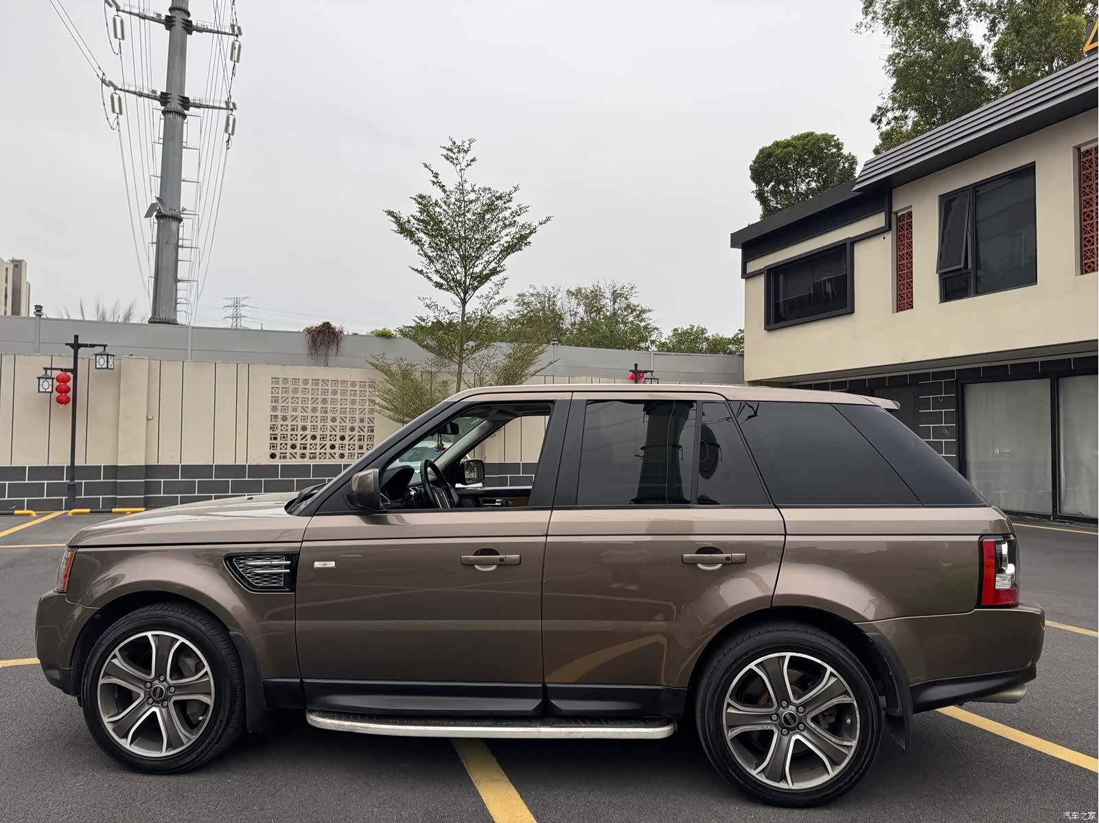 Land Rover Range Rover, 2011 7