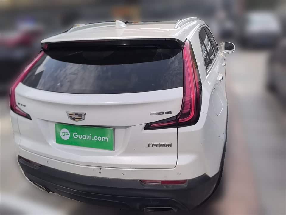 Cadillac XT4