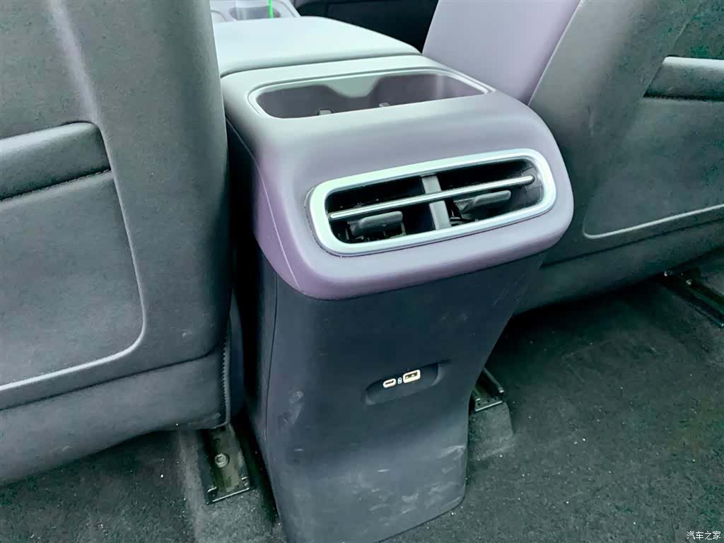 Leapmotor C10, 2024 27