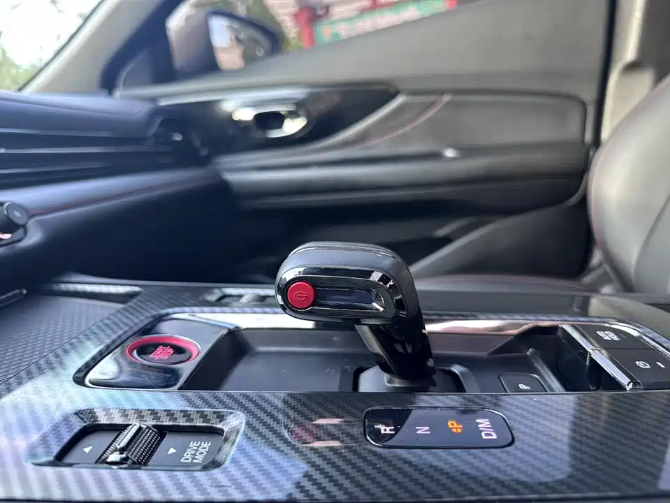 Trumpchi Shadow Leopard