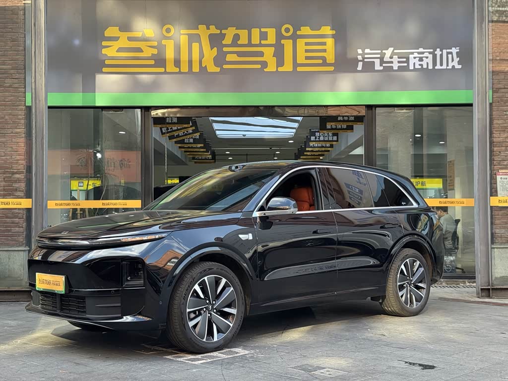 Li Auto L6