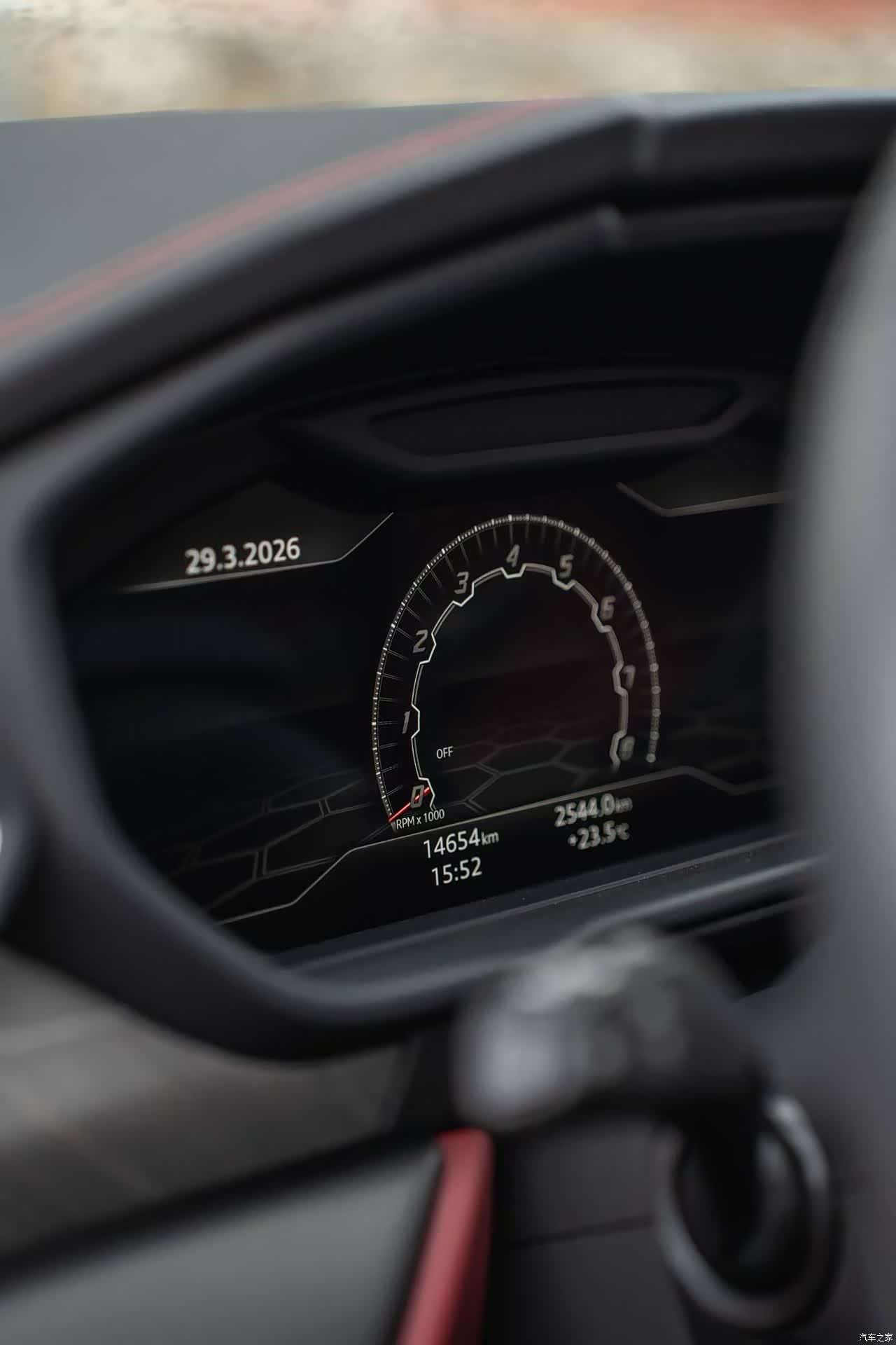 Lamborghini Urus, 2022 4