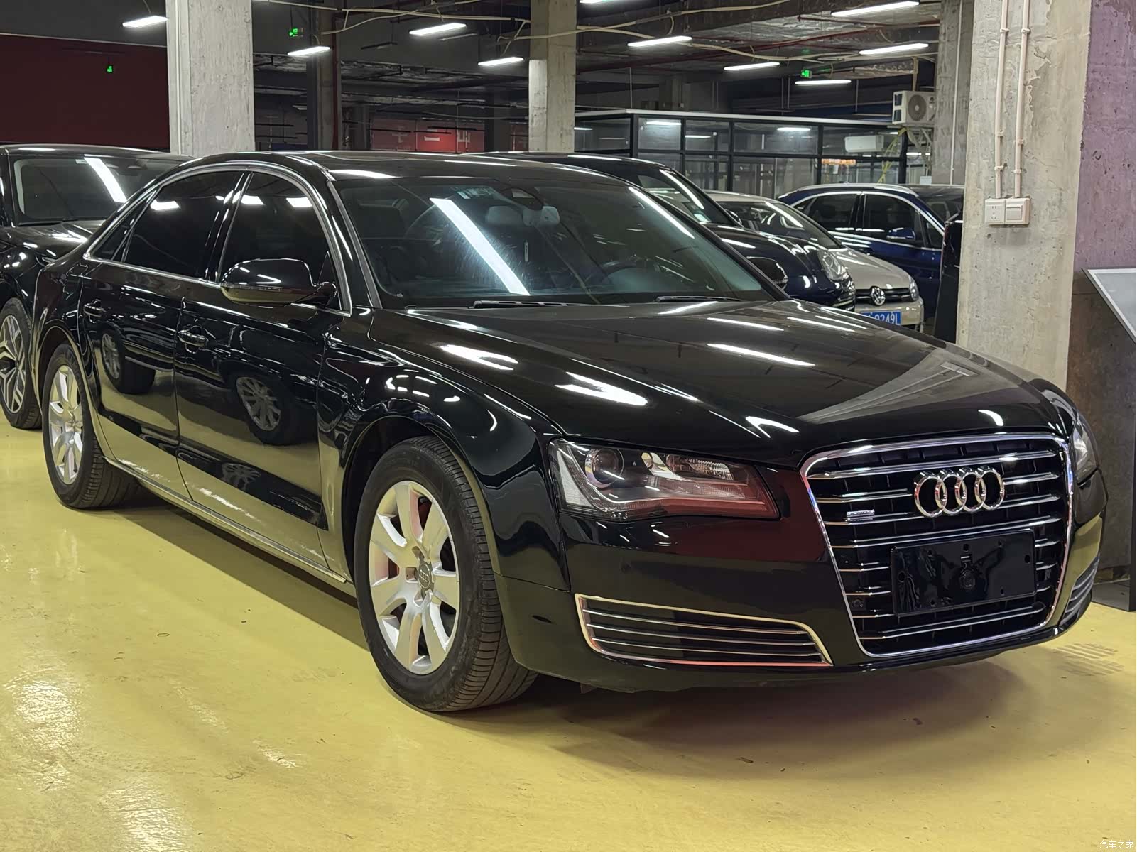Audi A8L, 2014 4