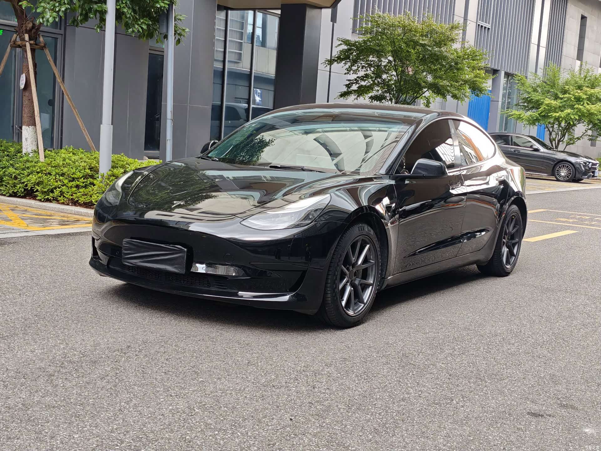 Tesla Model 3, 2023 1