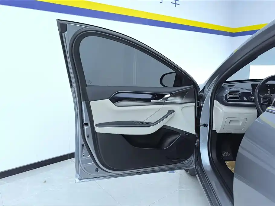 BYD Qin Yuan