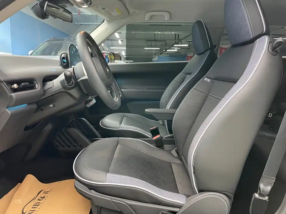 MINI Electric COOPER