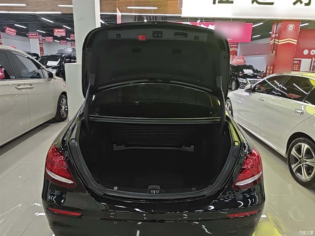 Mercedes-Benz E-Class, 2019 19