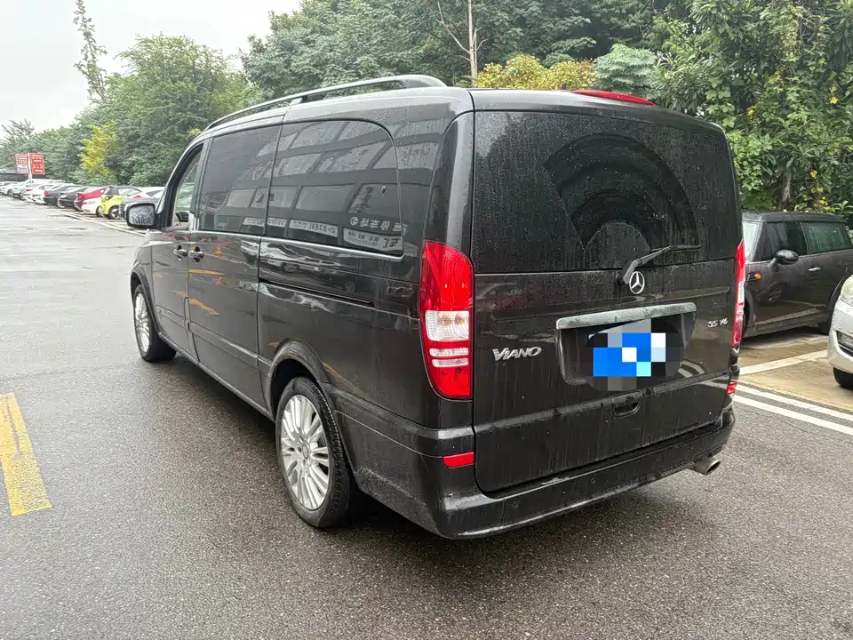 Mercedes-Benz Viano