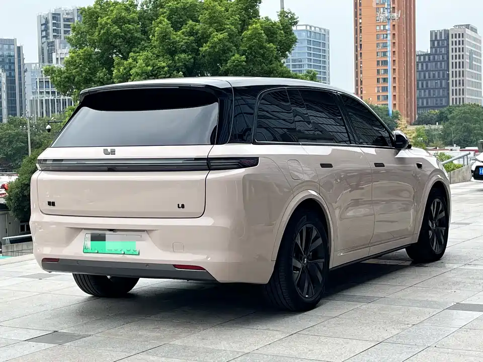 Li Auto Ideal L8