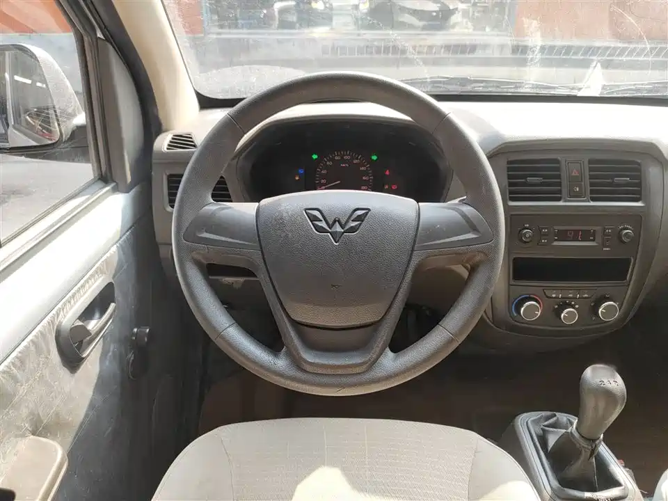 Wuling Wuling Rongguang S