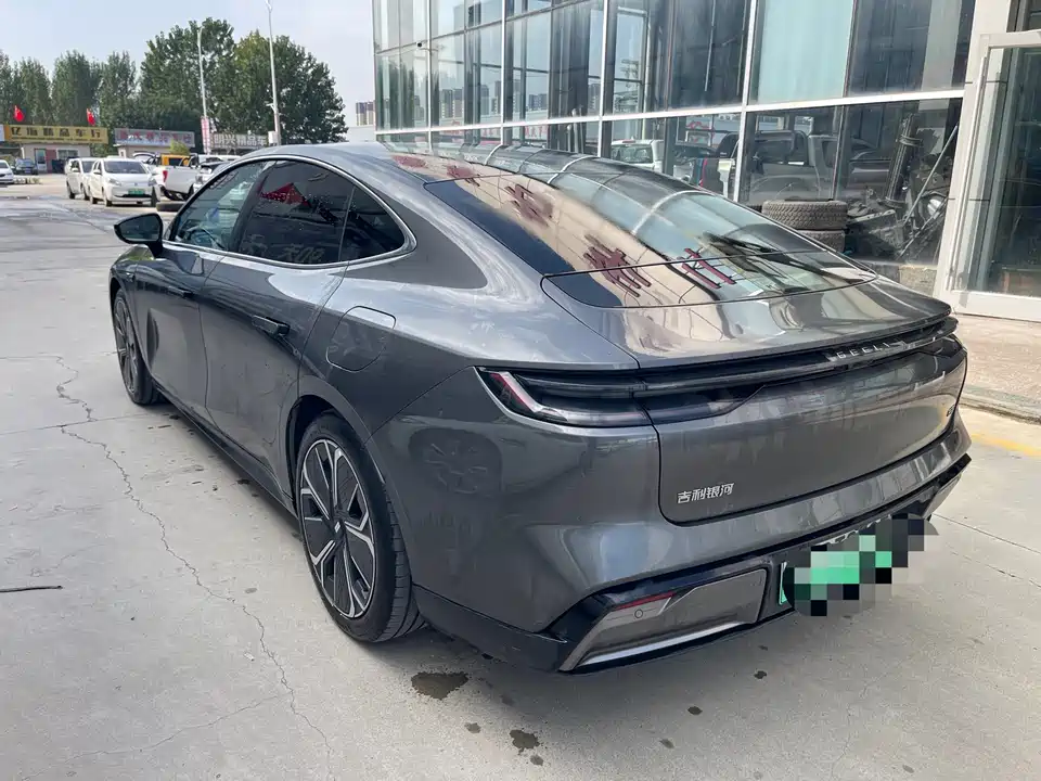 Geely Galaxy Galaxy E8