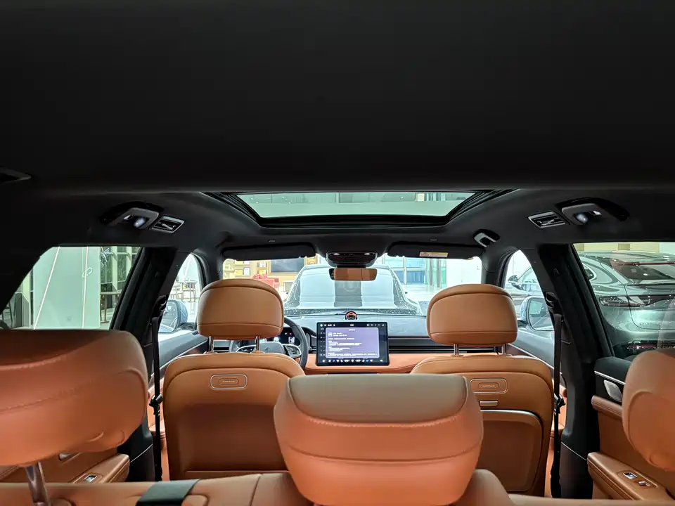 AITO Ask the world M7