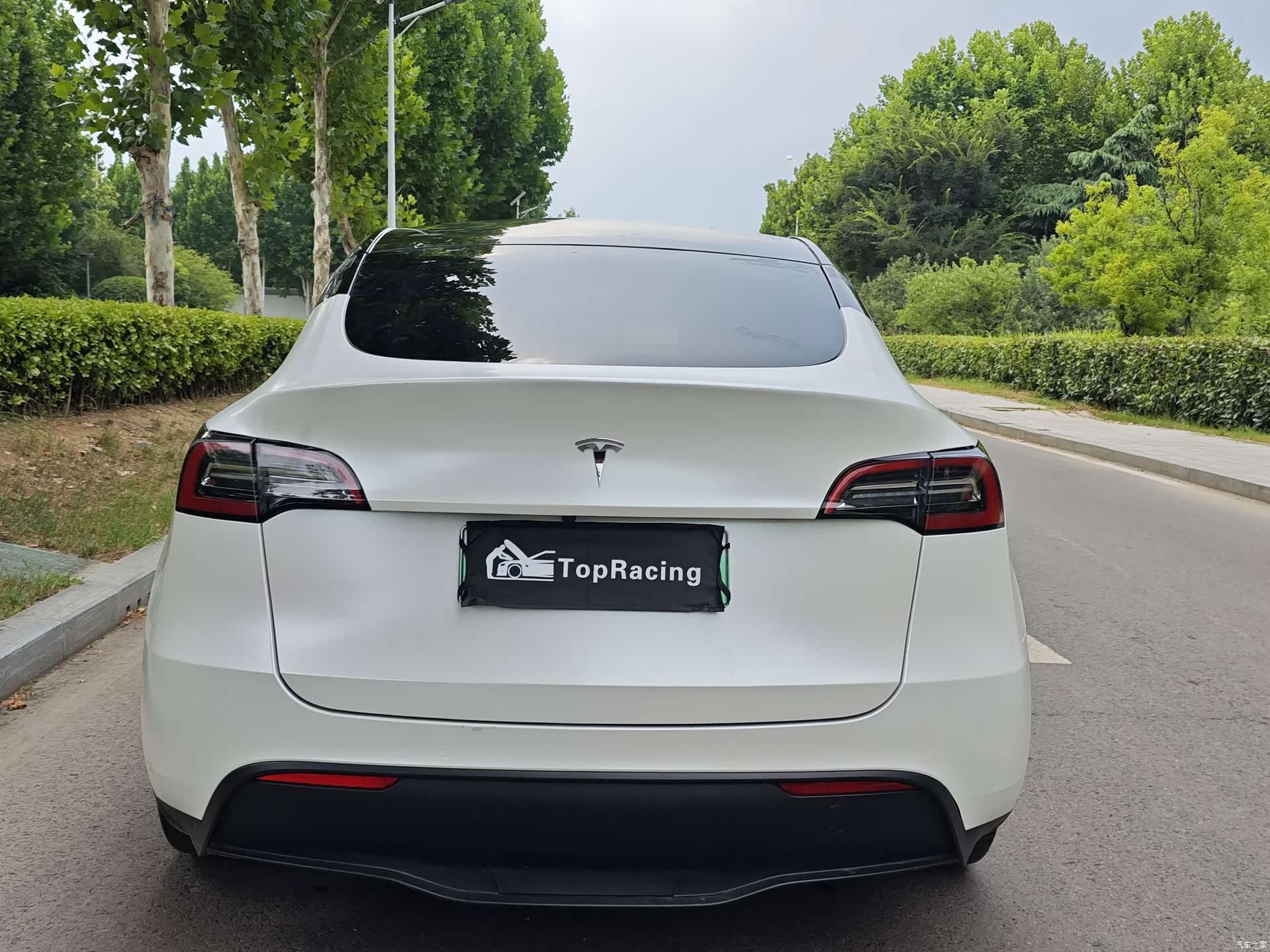 Tesla Model Y, 2022 8