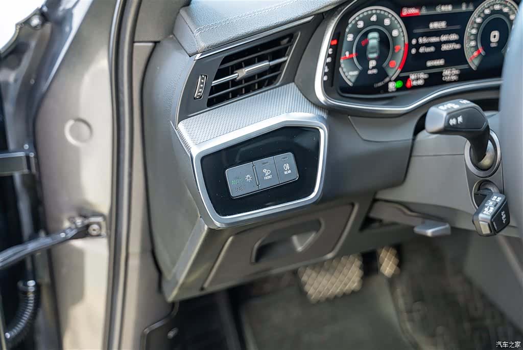 Audi A6L, 2022 17