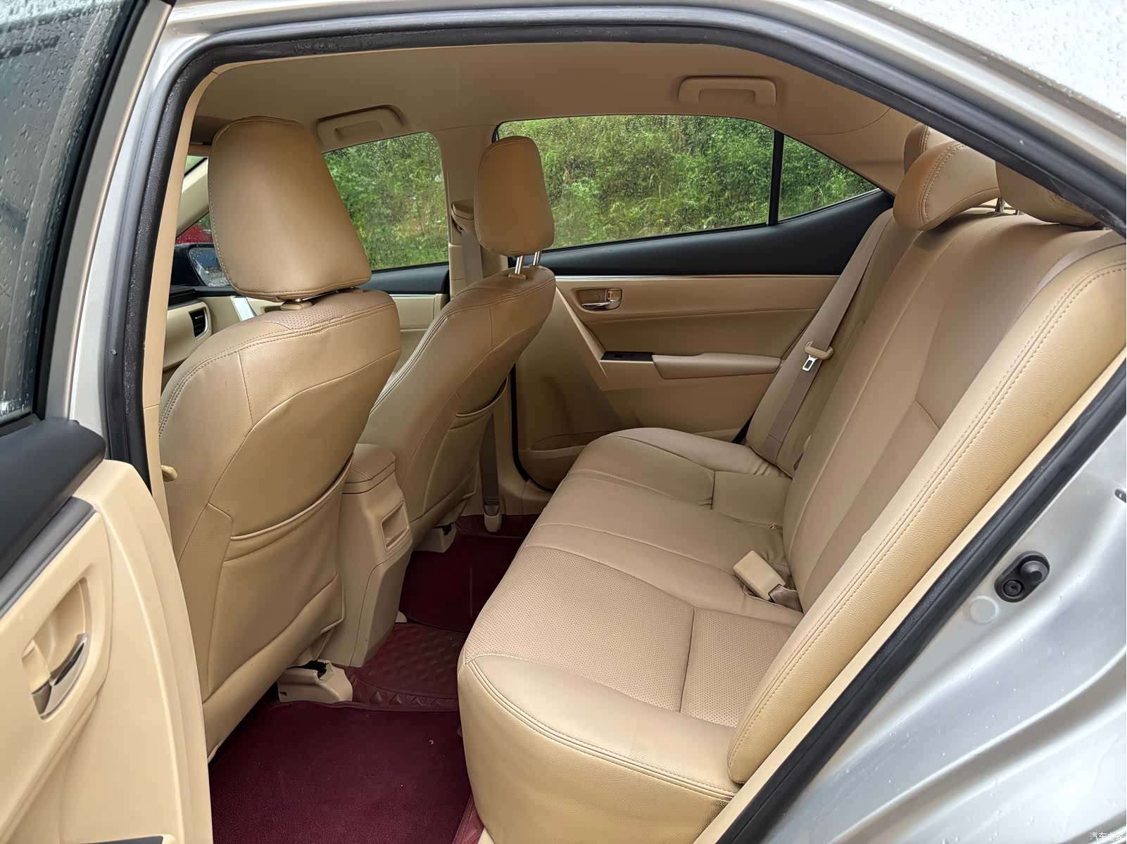 Toyota Corolla, 2017 все фото